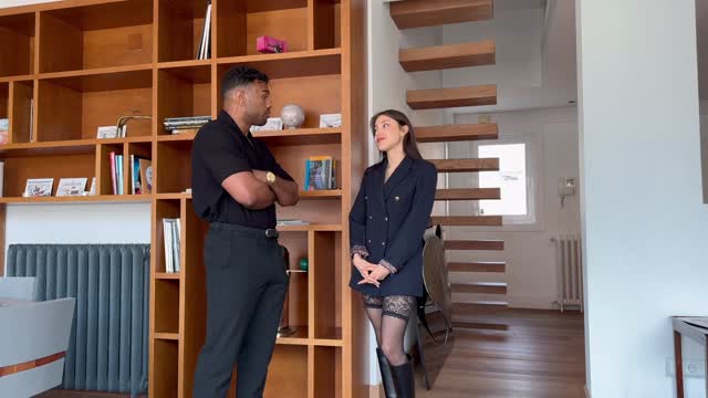 I had sex with my security guard — MILF & Mature scene by Mylfed