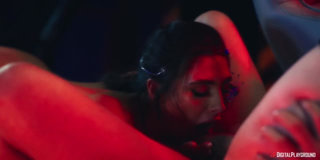 Space Junk - Episode 5 — Massage, Massage, Sensual scene by Mylfed