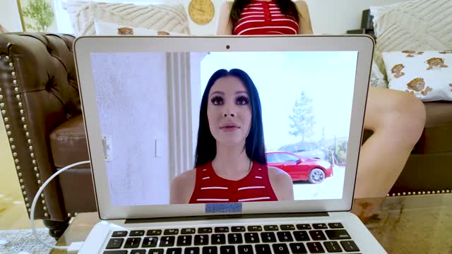 Porn Dude Perfects Raven Lane’s Sexbot Programming — MILF & Mature scene by Mylfed